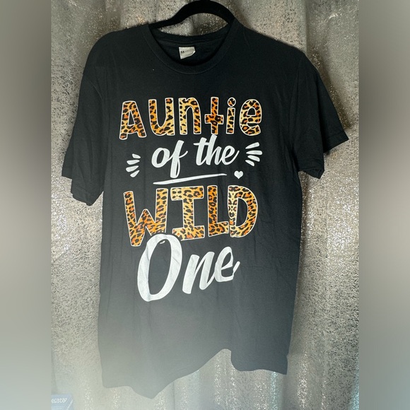 “AUNTIE OF THE WILD ONE” Shirt - Picture 1 of 2